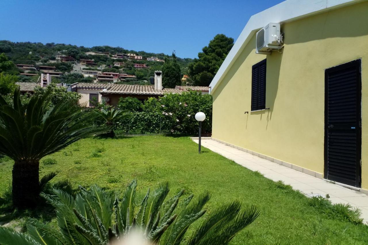 Villa Azzurra Nel Centro Di Costa Rei Exteriör bild