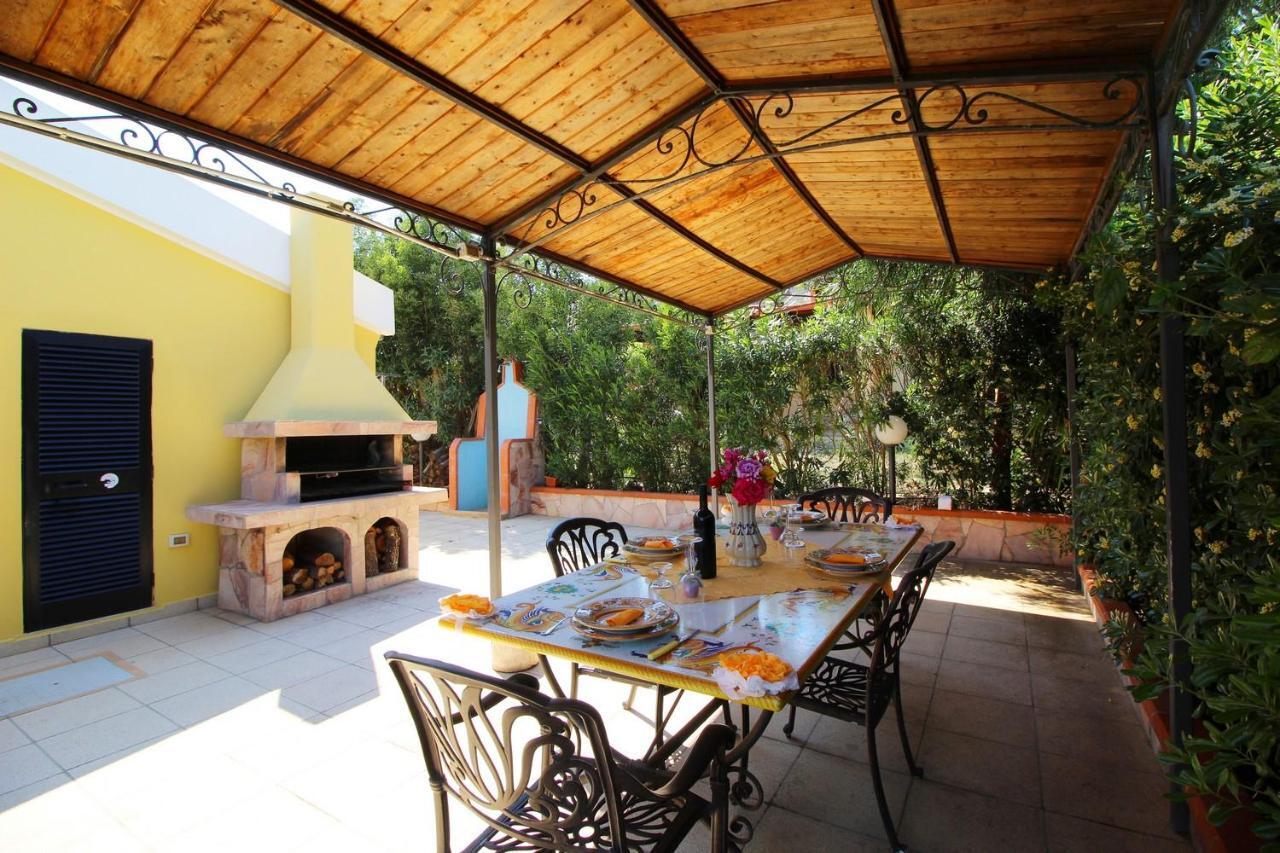 Villa Azzurra Nel Centro Di Costa Rei Exteriör bild