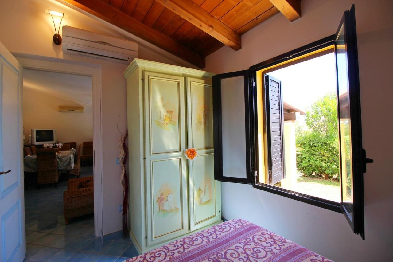 Villa Azzurra Nel Centro Di Costa Rei Exteriör bild
