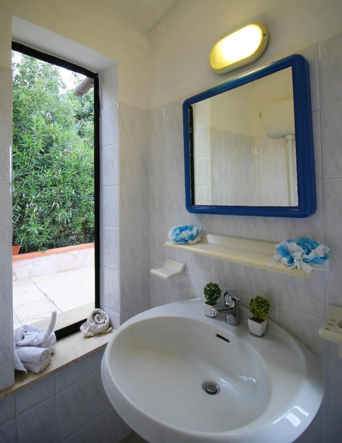 Villa Azzurra Nel Centro Di Costa Rei Exteriör bild