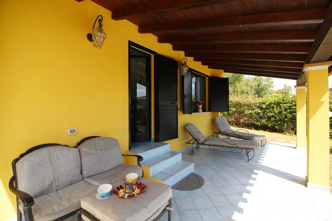 Villa Azzurra Nel Centro Di Costa Rei Exteriör bild